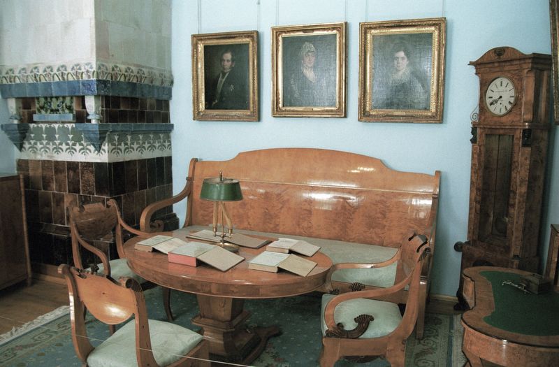 Интерьер музея-усадьбы Абрамцево