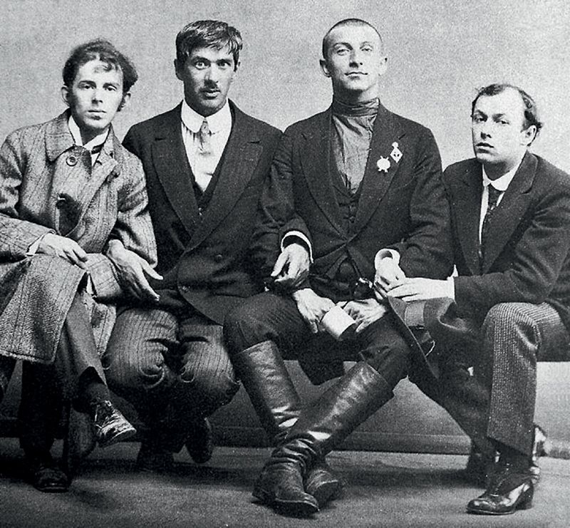 О. Мандельштам, К. Чуковский,  Б. Лившиц и Ю. Анненков. 1914