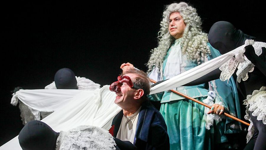 «Кабала святош»