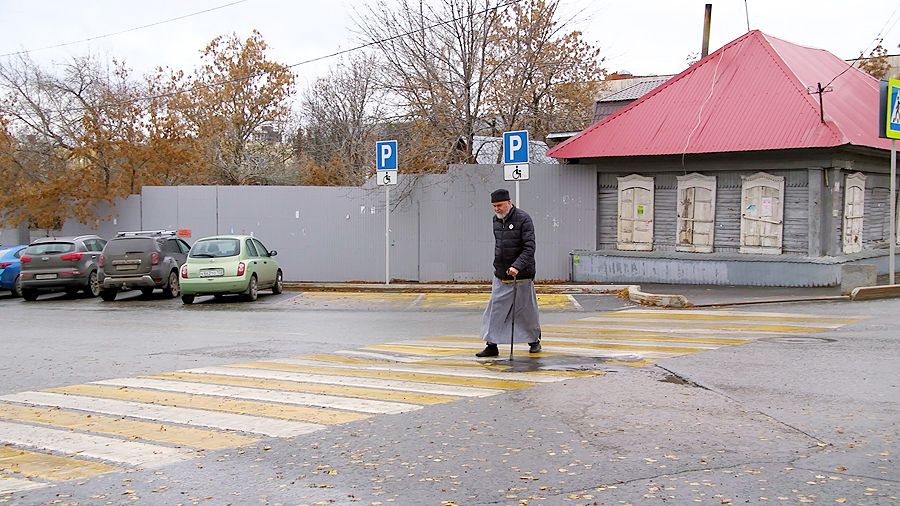 Кадр из фильма «Служение»