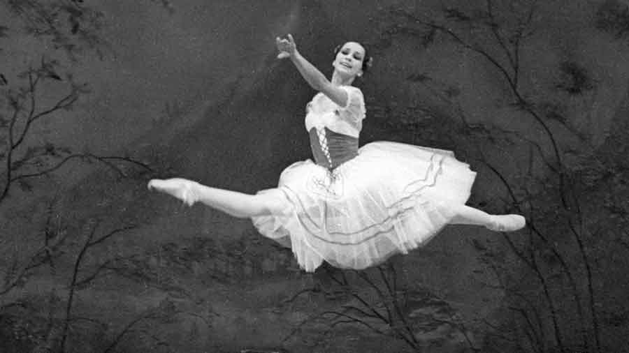 Биография и личная жизнь Надежды Павловой, талантливой балерины