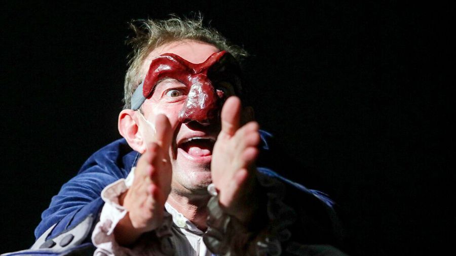 «Кабала святош»