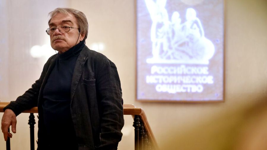 Александр Адабашьян