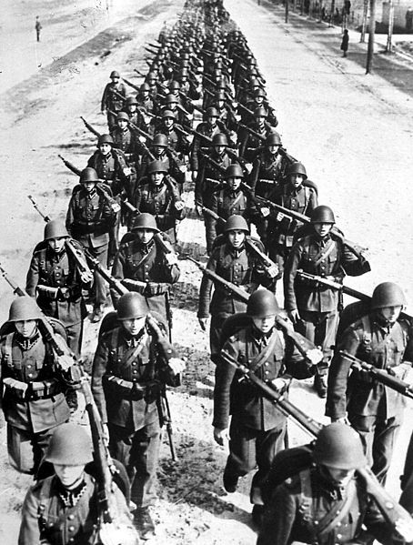 Польская пехота на марше