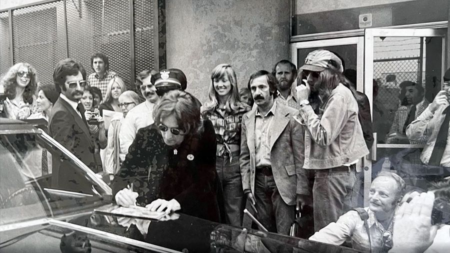 «Неизвестный Джон Леннон»