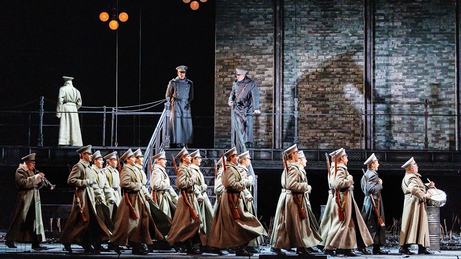 «Белая гвардия» «Белая гвардия»