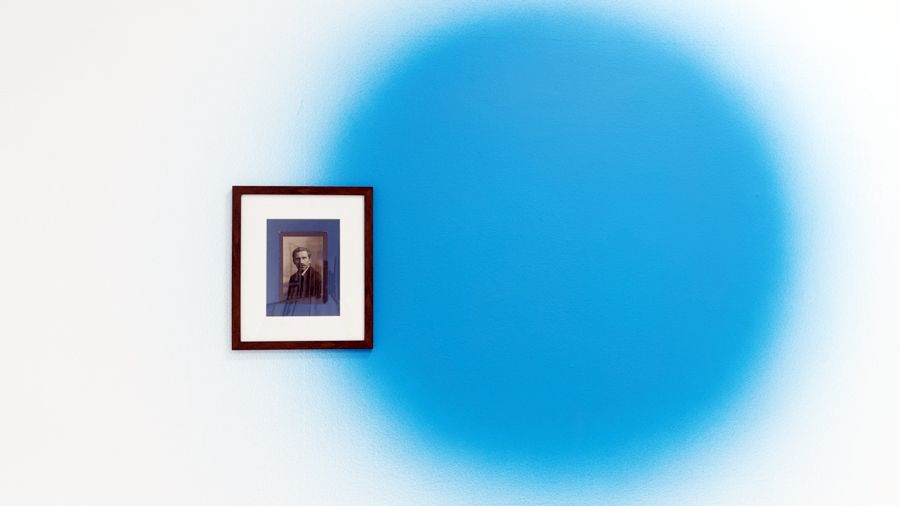 Выставка «Иван Клюн. Цветоформы. Лаборатория художника»