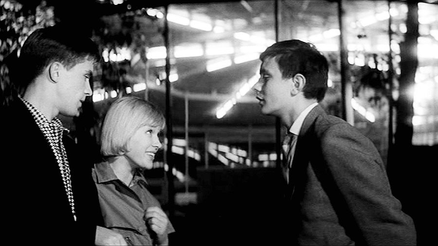 Фильм "Я шагаю по Москве" Георгия Данелия