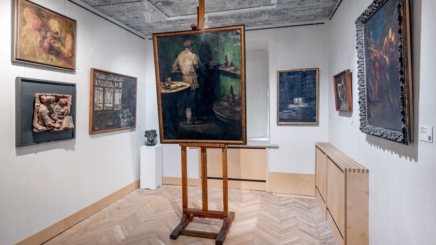 Выставка «(Не)видимый Город М.»