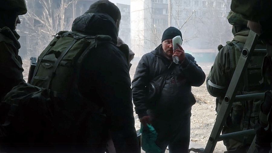 «У края бездны. Фильм первый «Прорыв к центру»