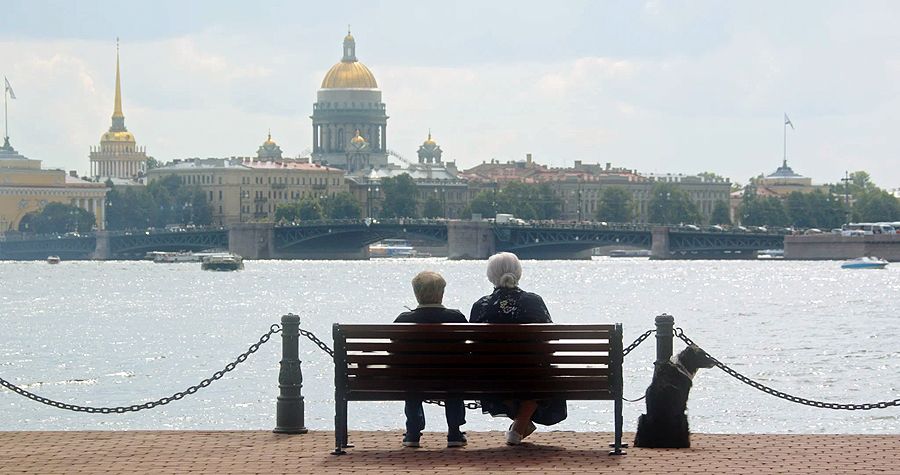«Двое в одной жизни не считая собаки»