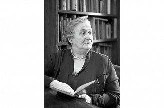 В День памяти Ахматовой в Петербурге состоится спектакль и вечер поэзии