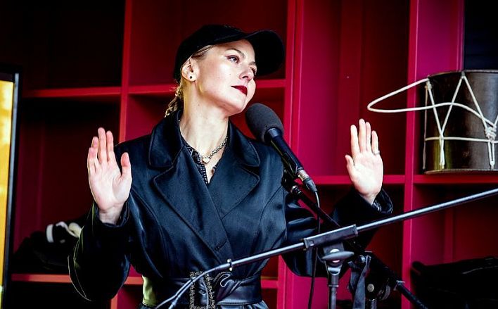 «Если есть что спеть — мы поем всегда»: как группа «Осторожно! Гризли» соединяет Пушкина, Высоцкого и инди-фолк