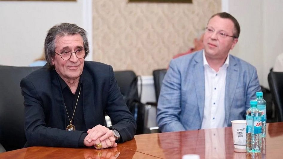 Ольга Любимова вручила ведомственные награды оркестру «Новая Россия»
