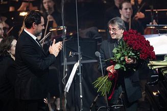 Башмет отметил день рождения на сцене Концертного зала им. Чайковского