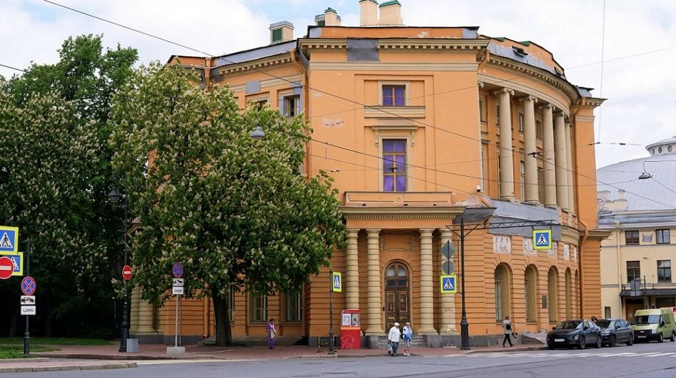 В Русском музее завершилась программа подготовки молодых реставраторов