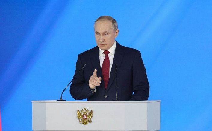 Владимир Путин поздравил газету «Культура» с юбилеем