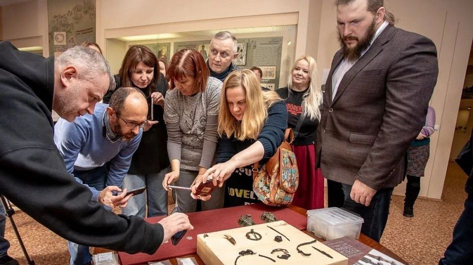 Смоленский музей-заповедник получил более 360 редких артефактов из Гнёздова