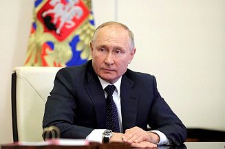 Путин поздравил с 25-летием Российский книжный союз