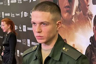 Актер Глеб Калюжный завершил срочную службу в армии