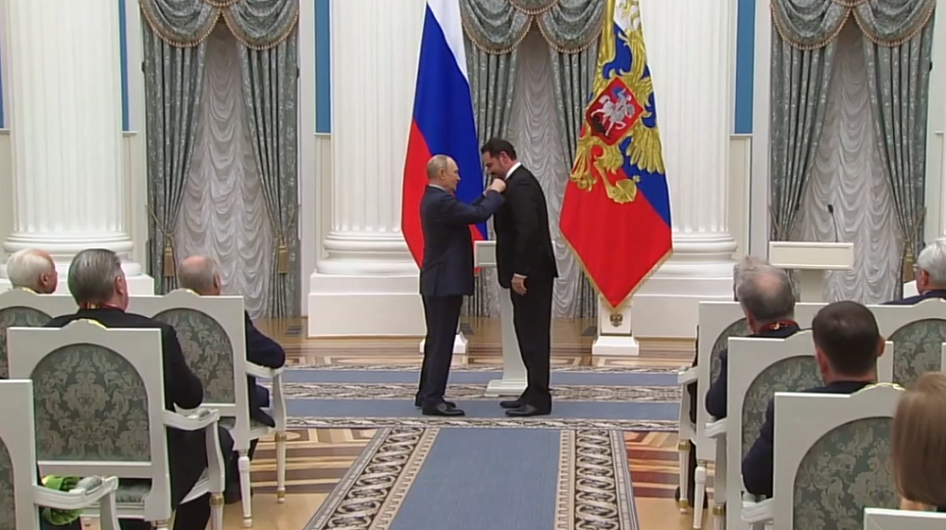 Путин присвоил Ильдару Абдразакову звание «Народный артист РФ»