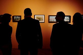 Творчество легендарного летчика Юмашева представили на выставке в Москве