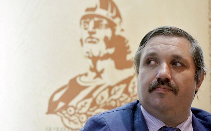 Писатель Дмитрий Володихин: «Я с удовольствием и даже с ликованием встретил бы смену слова «президент» на слово «царь»