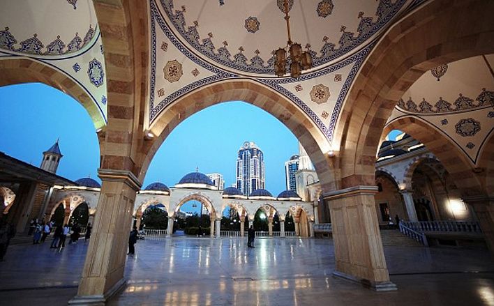 В рамках программы «Культурная столица 2025 года» в Грозном прошло около 200 мероприятий