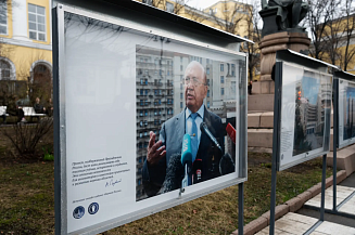 МГУ представил уличную фотовыставку о возведении кластера  «Воробьевы горы»