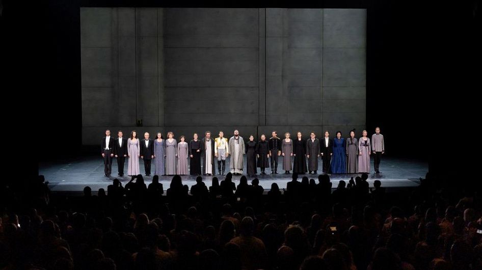 Вахтанговский театр представил в Дубае спектакль «Война и мир»