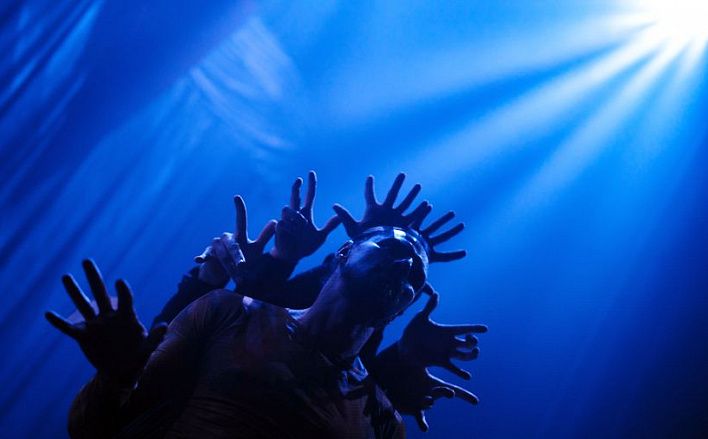 Гимнастка Лала Крамаренко: «Одна из наших главных задач — передать языком тела замысел картины»