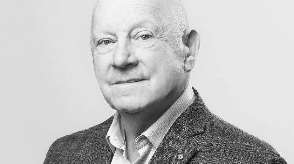 Ушел из жизни заслуженный учитель России Владимир Розанов